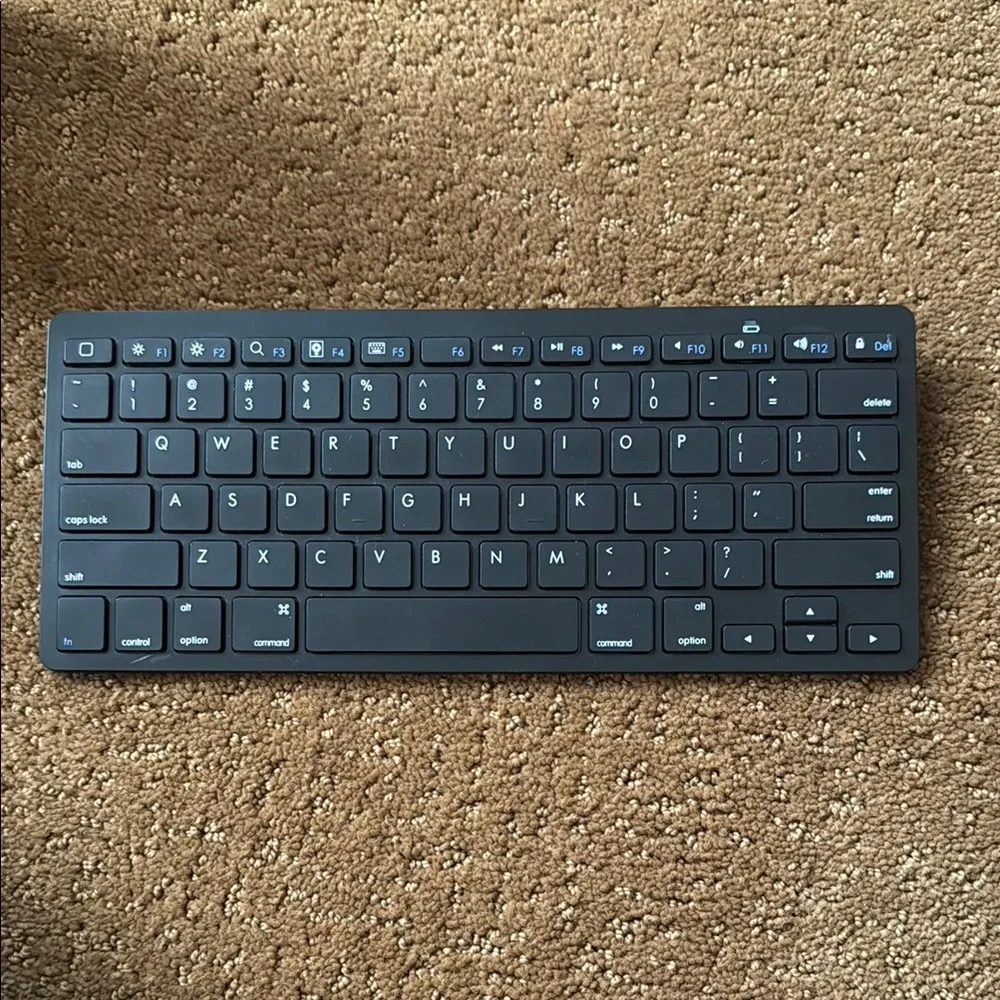 Wireless Black Keyboard